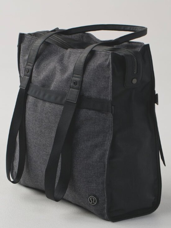 lululemon athletica Handbags - Lululemon Follow Your Bliss Bag